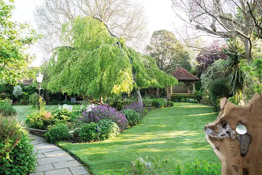 Millstream Hotel grounds and gardens